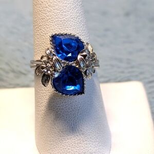 Vintage Sarah Coventry Silvertone,Heart Shaped Blue Rhinestone Floral Ring